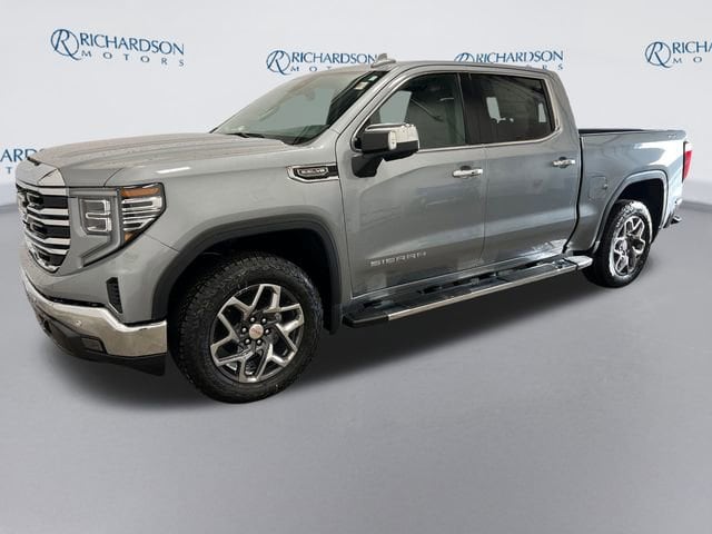 2026 GMC Sierra 1500 SLT's photo