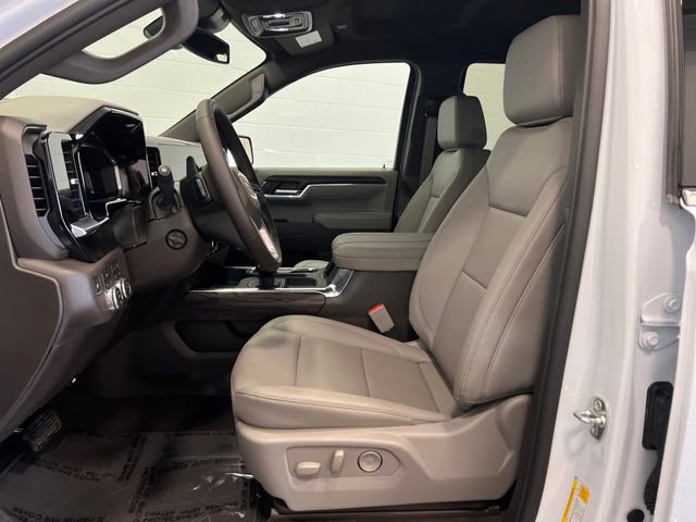 2026 GMC Sierra 1500 SLT - Photo 9