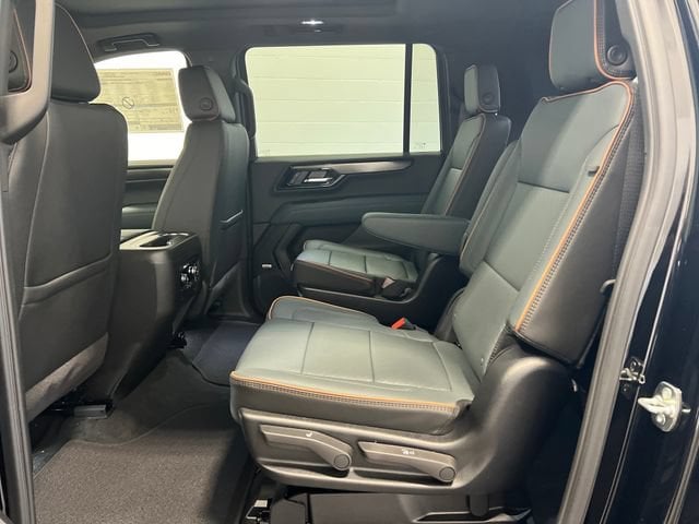 2026 GMC Yukon XL AT4 - Photo 18