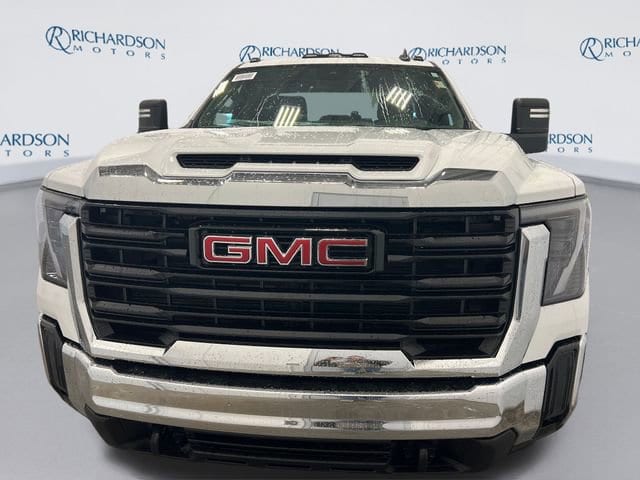 2026 GMC Sierra 2500HD Pro - Photo 8