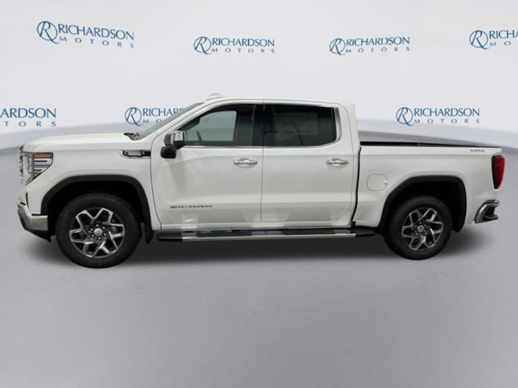New 2026 GMC Sierra 1500 SLT Truck
