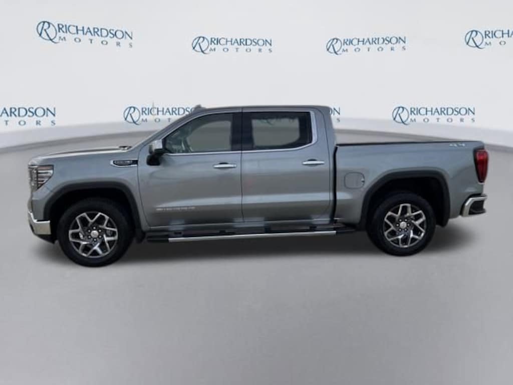 New 2026 GMC Sierra 1500 SLT Truck