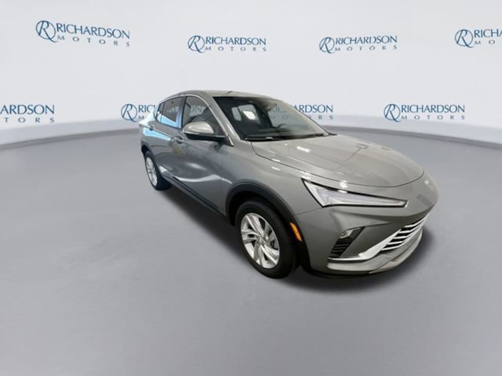 New 2025 Buick Envista Preferred SUV