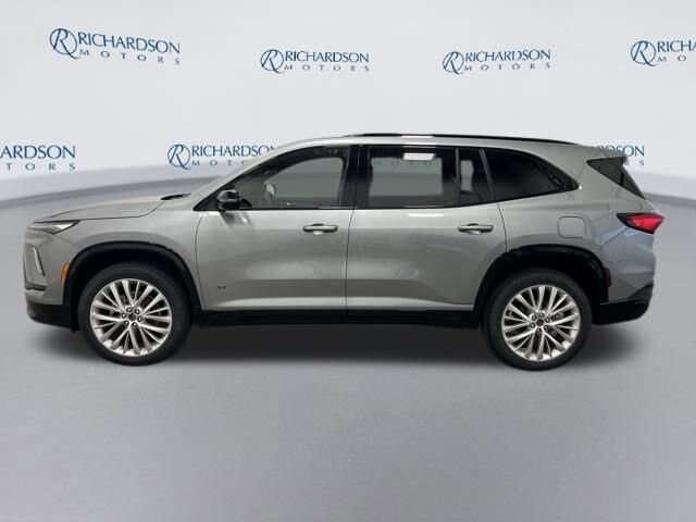 2026 Buick Enclave Sport Touring photo 2