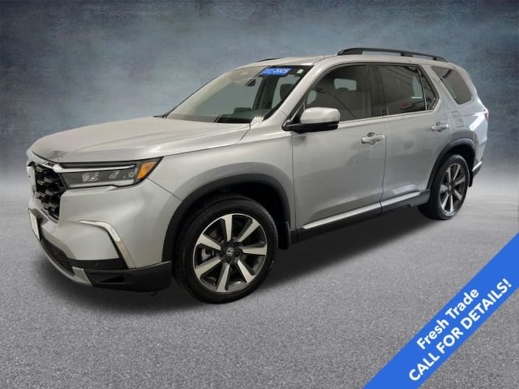 Used 2025 Honda Pilot Touring