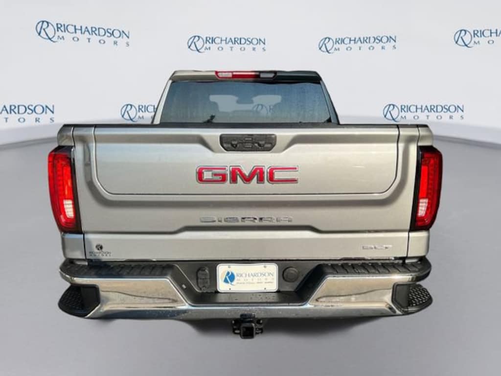 New 2026 GMC Sierra 1500 SLT Truck
