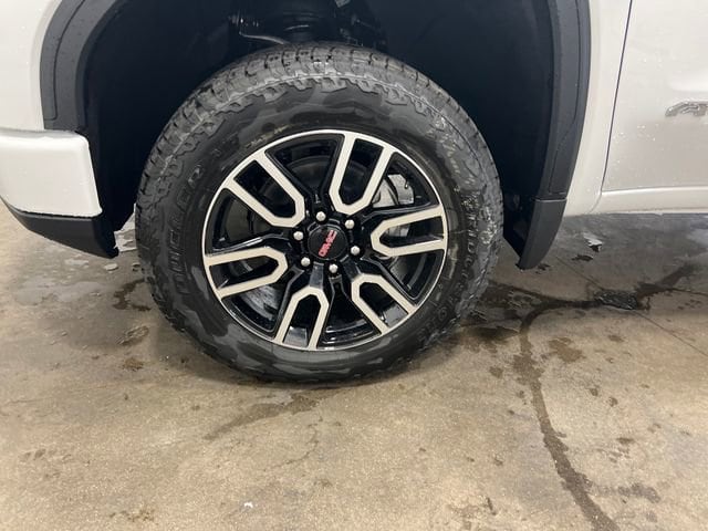 2026 GMC Sierra 1500 AT4 - Photo 19