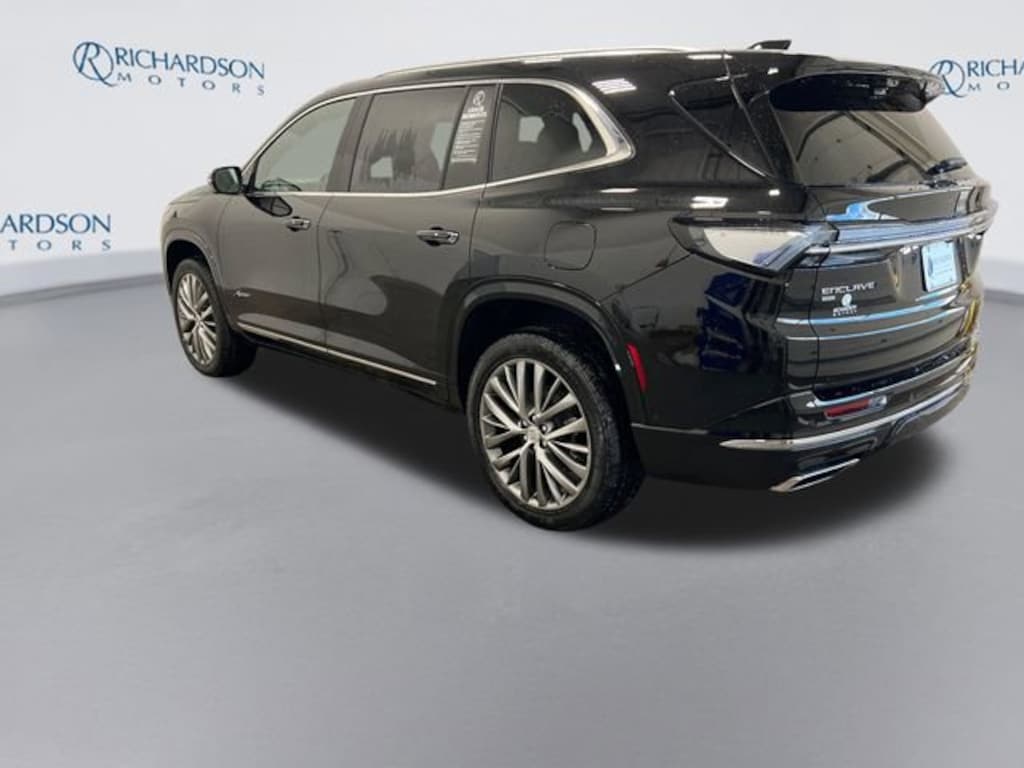 New 2026 Buick Enclave Avenir SUV