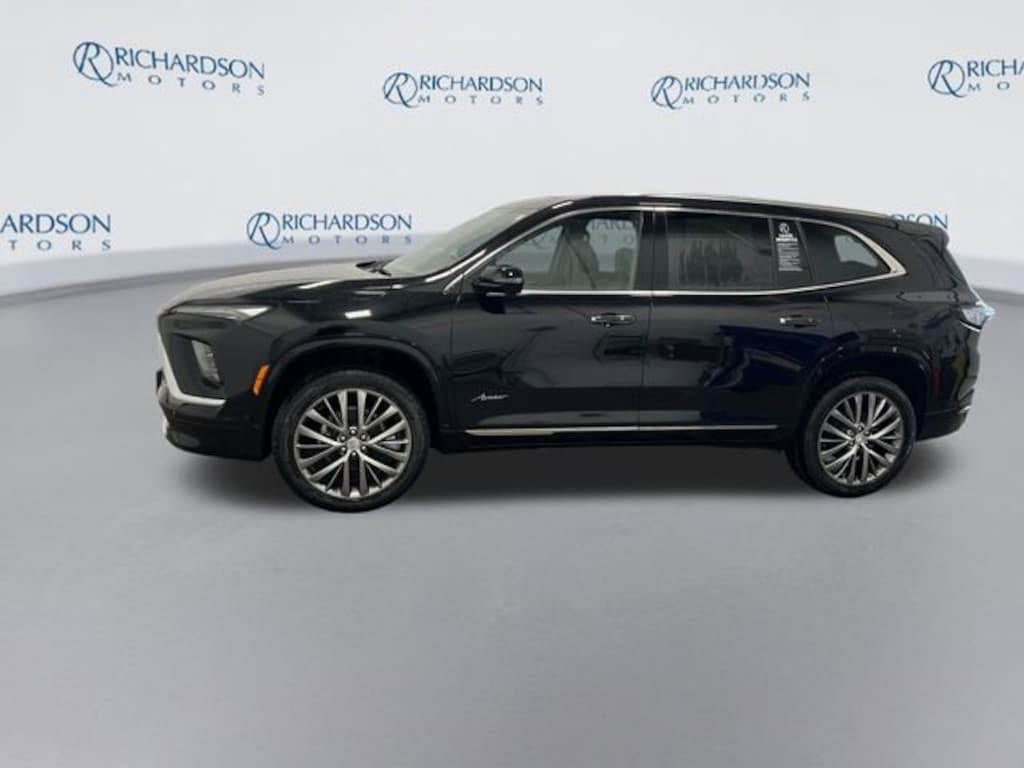 New 2026 Buick Enclave Avenir SUV