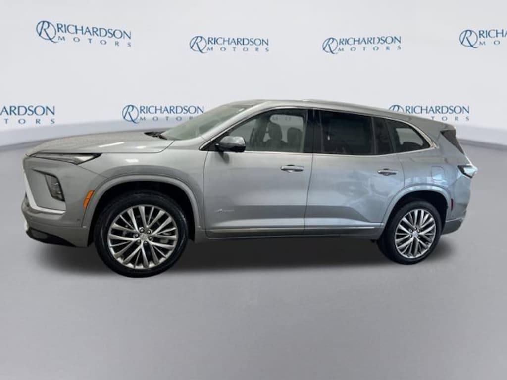 New 2026 Buick Enclave Avenir SUV