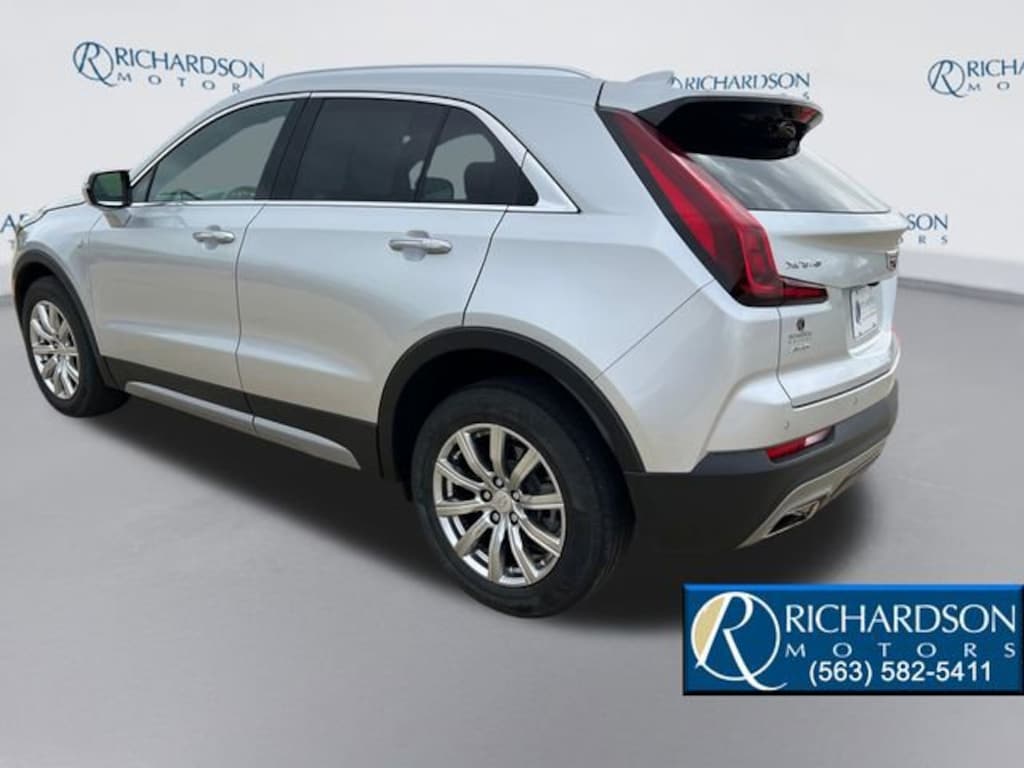 Used 2022 CADILLAC XT4 Premium Luxury SUV