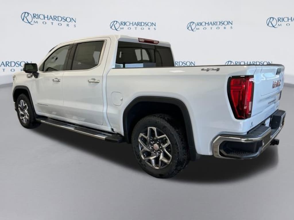 New 2026 GMC Sierra 1500 SLT Truck