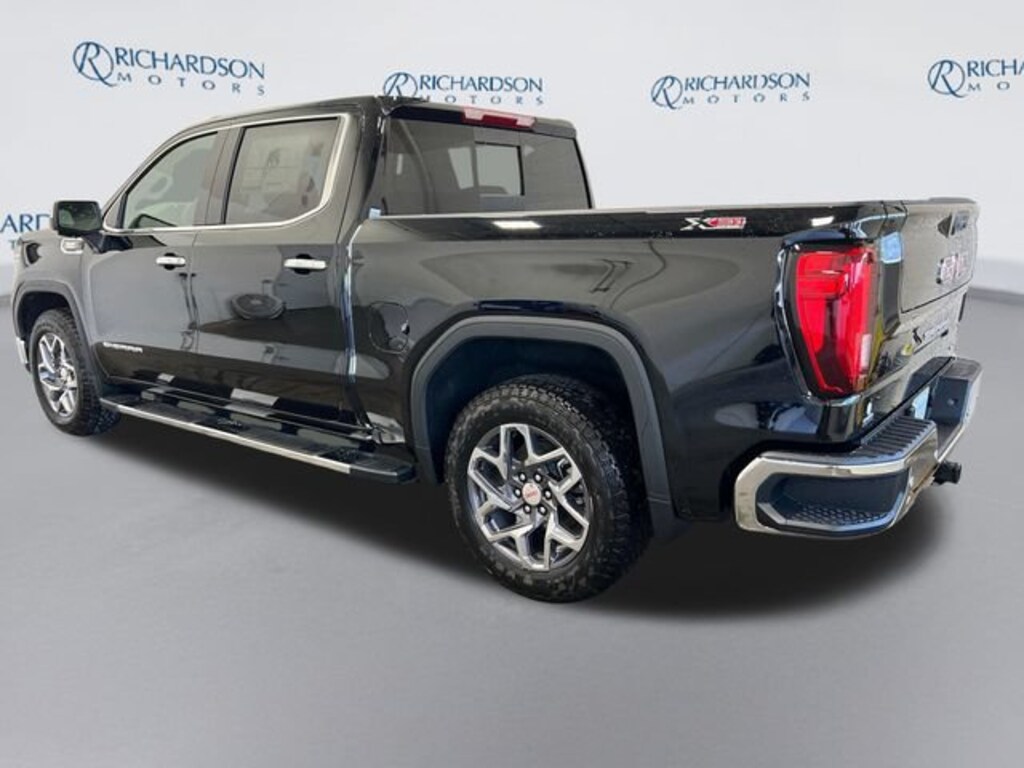 New 2026 GMC Sierra 1500 SLT Truck