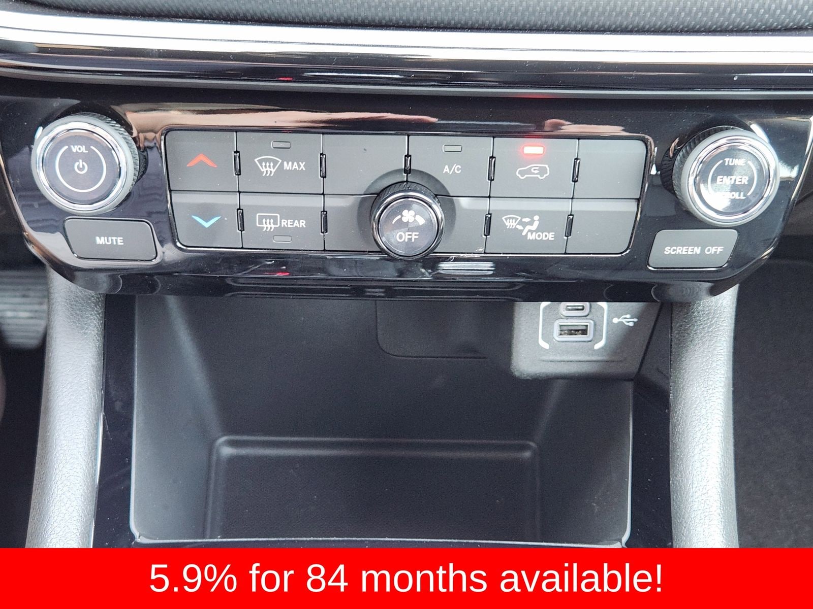 New 2026 Bright White Jeep LATITUDE ALTITUDE 4X4 image 27