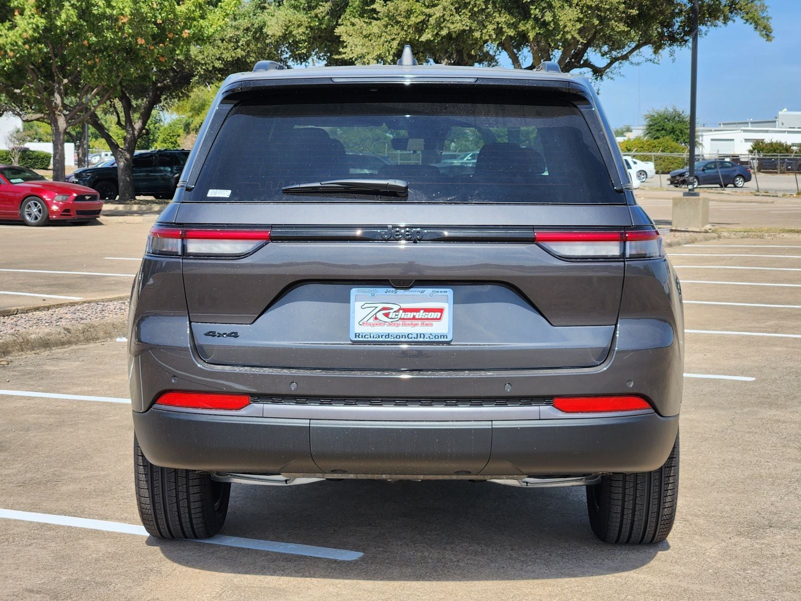 New 2026 Baltic Gray Jeep LIMITED 4X4 image 5