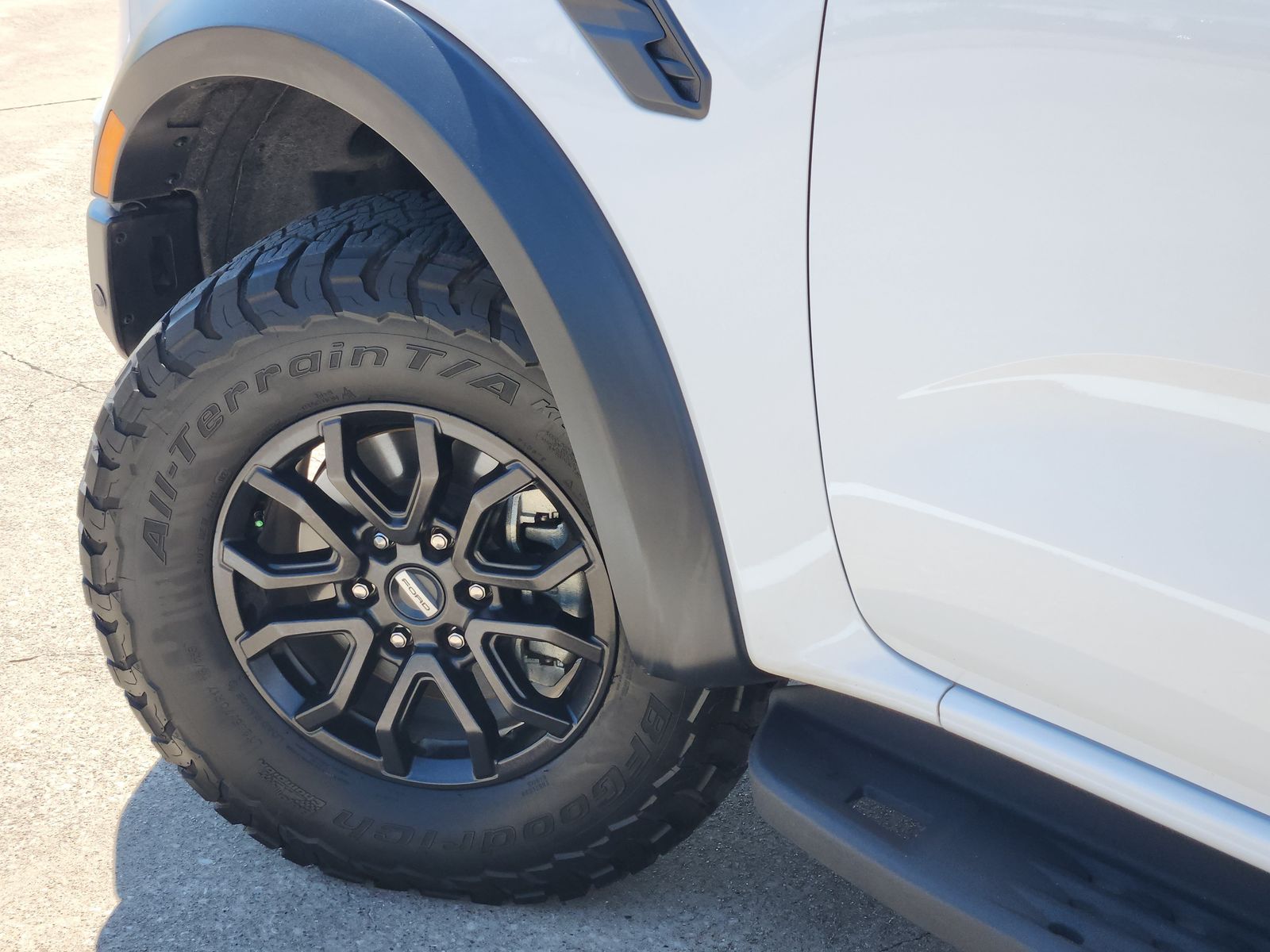 Used 2024 Oxford White Ford Raptor image 17