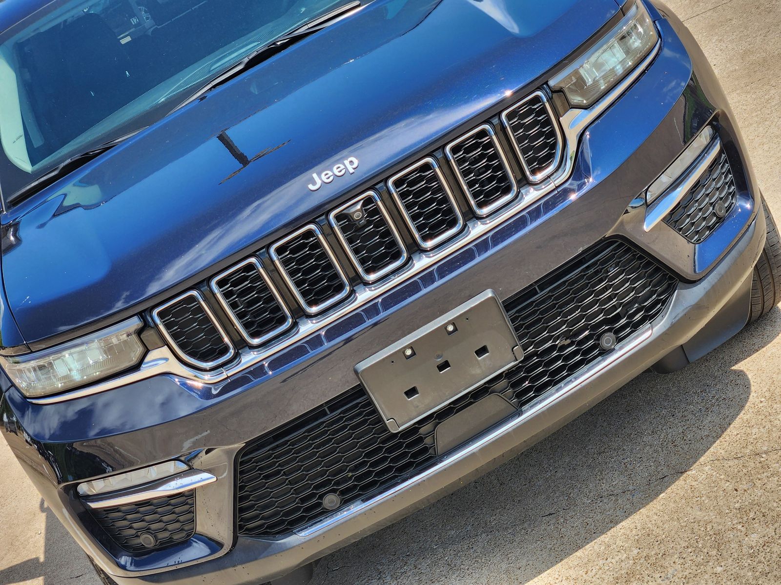 Used 2023 Midnight Sky Jeep Base image 14