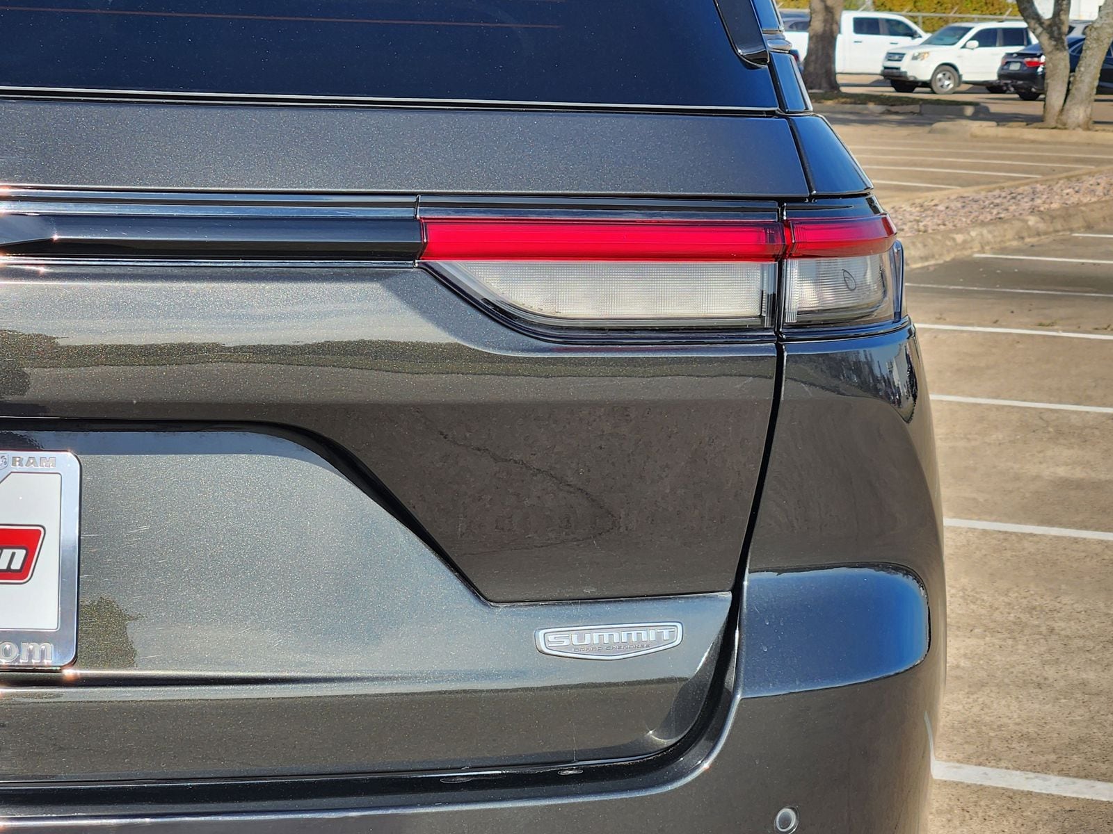 Certified Used 2023 Rocky Mountain Pearlcoat Jeep Summit image 15