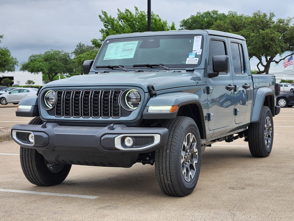 New 2026 Jeep Gladiator SAHARA 4X4 Pickup