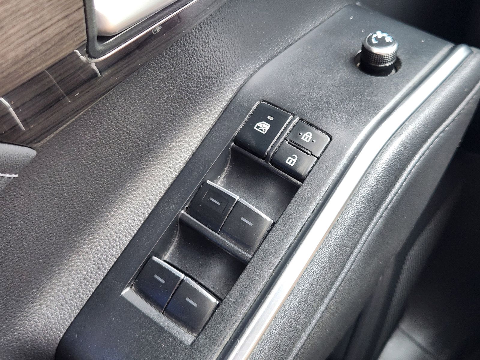 Used 2020 Celestial Silver Toyota Limited image 32