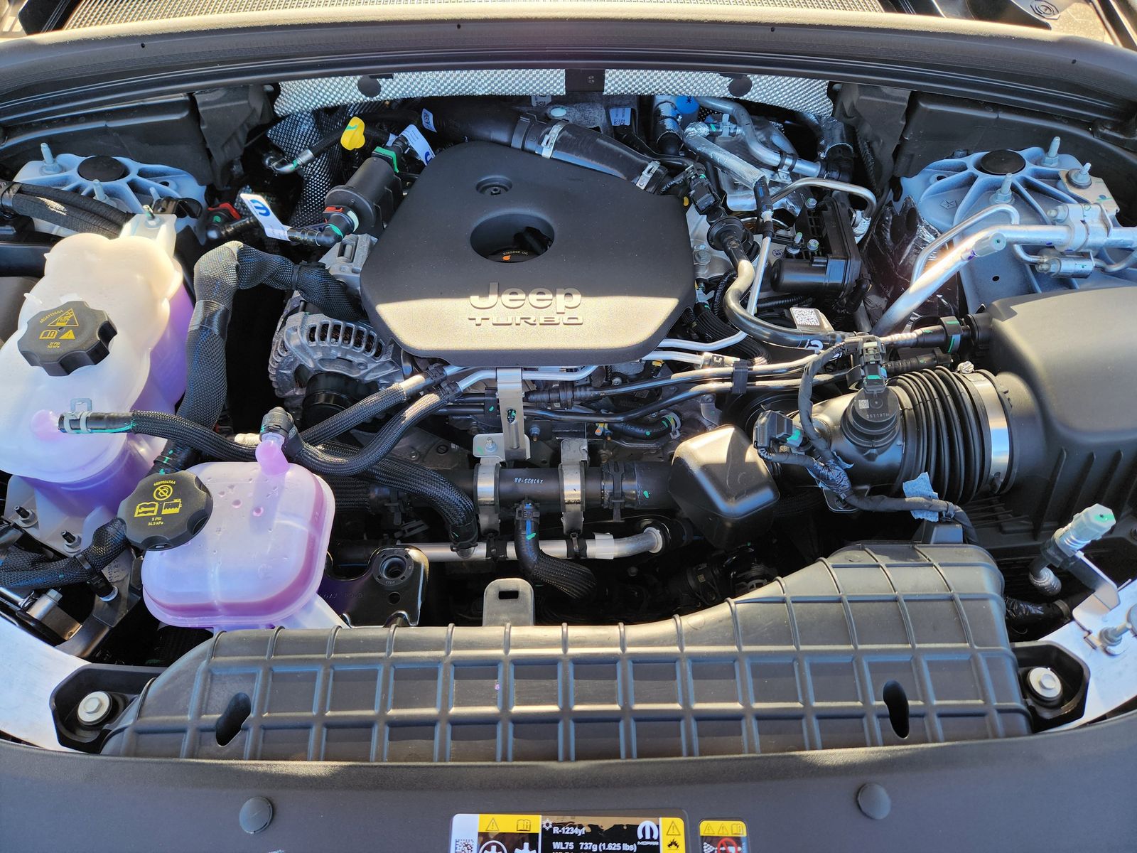 New 2026 Bright White Jeep LAREDO ALTITUDE 4X4 image 30