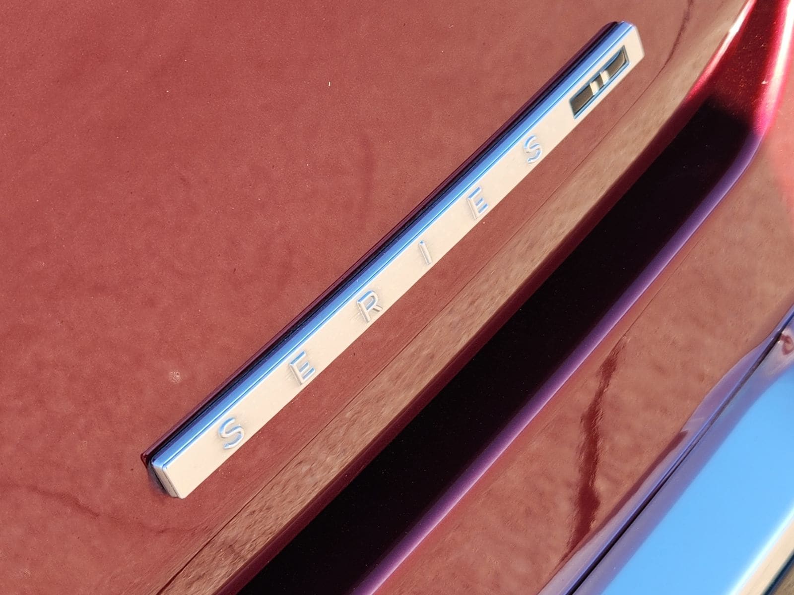 Used 2022 Velvet Red Pearlcoat Jeep Series II image 18