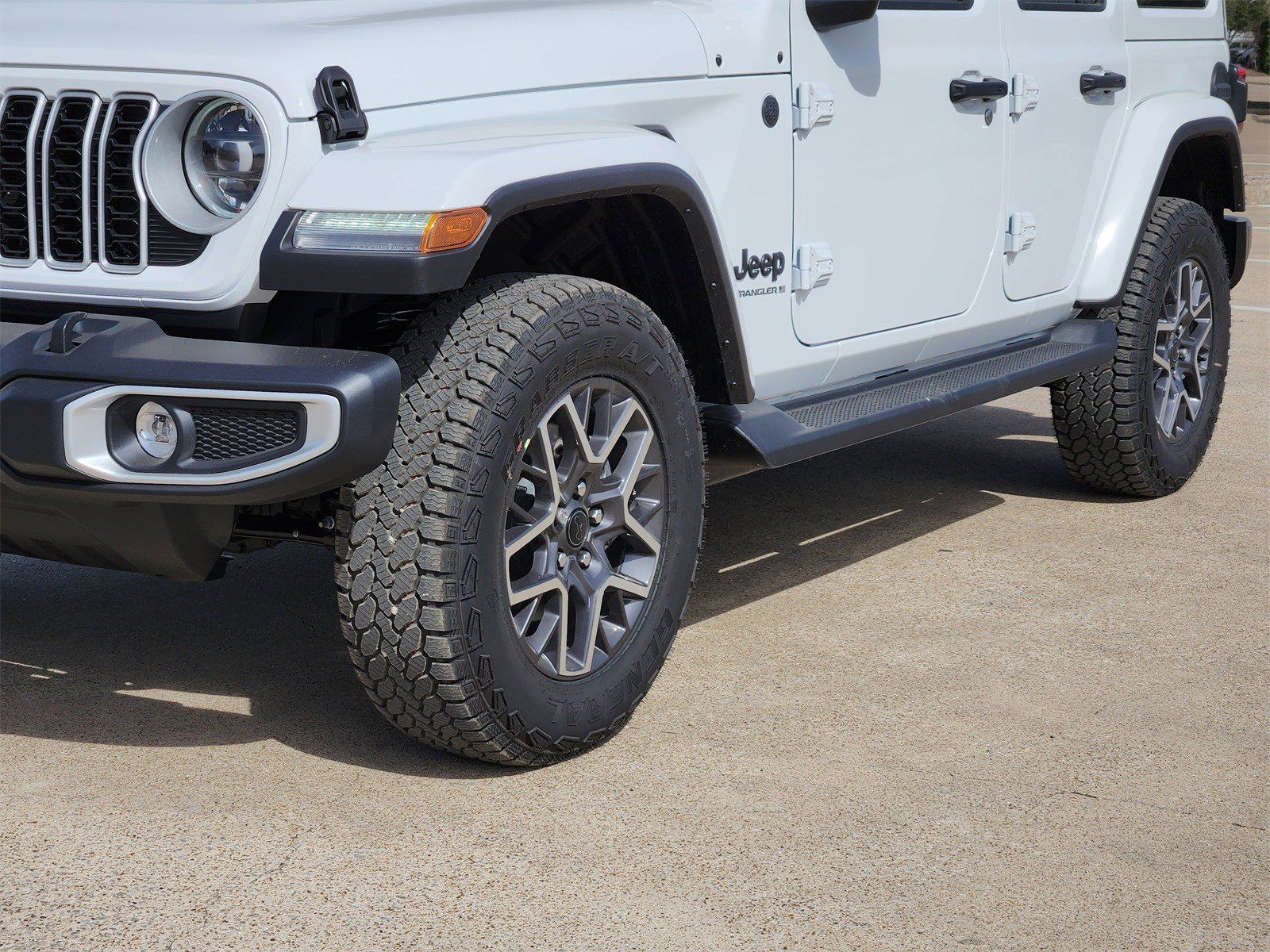 New 2026 Bright White Jeep 4-DOOR SAHARA image 12