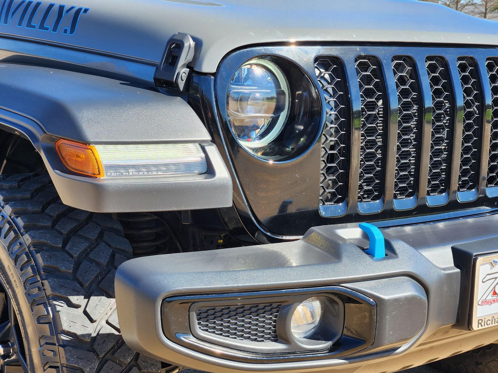 Used 2023 Sting-Gray Clearcoat Jeep  image 9