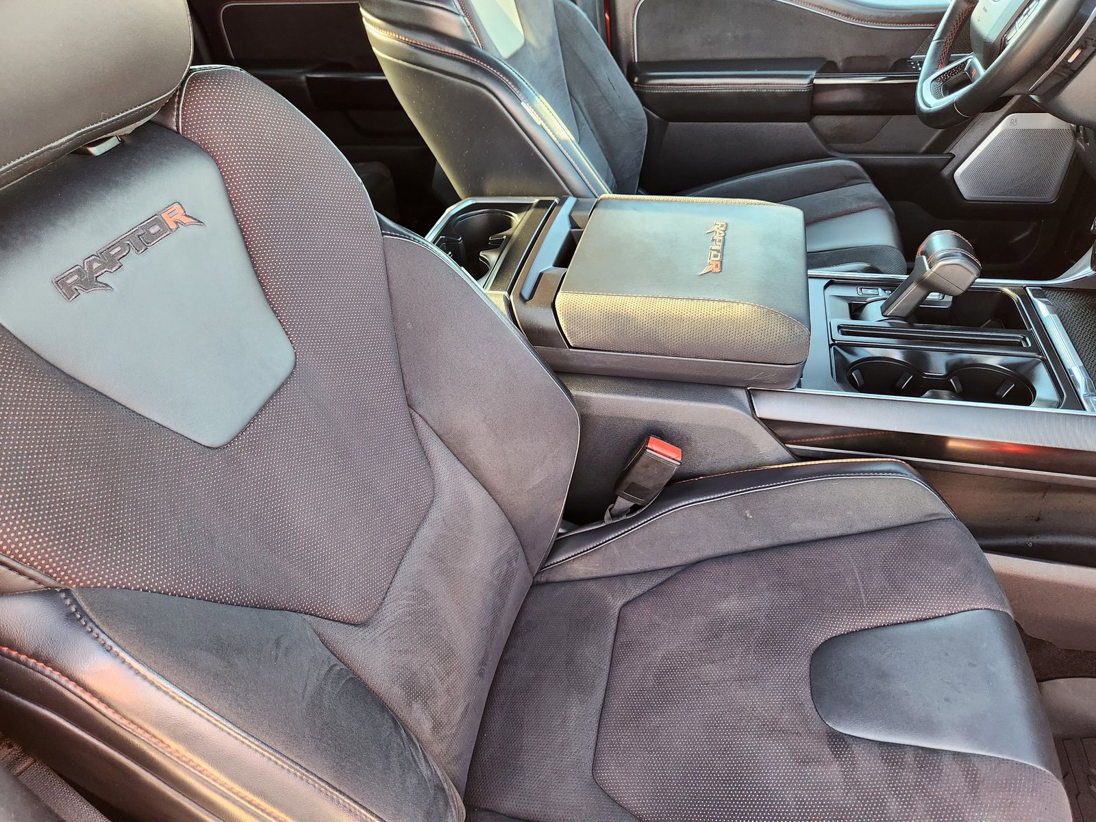 Used 2024 Rapid Red Tinted Ford Raptor image 22