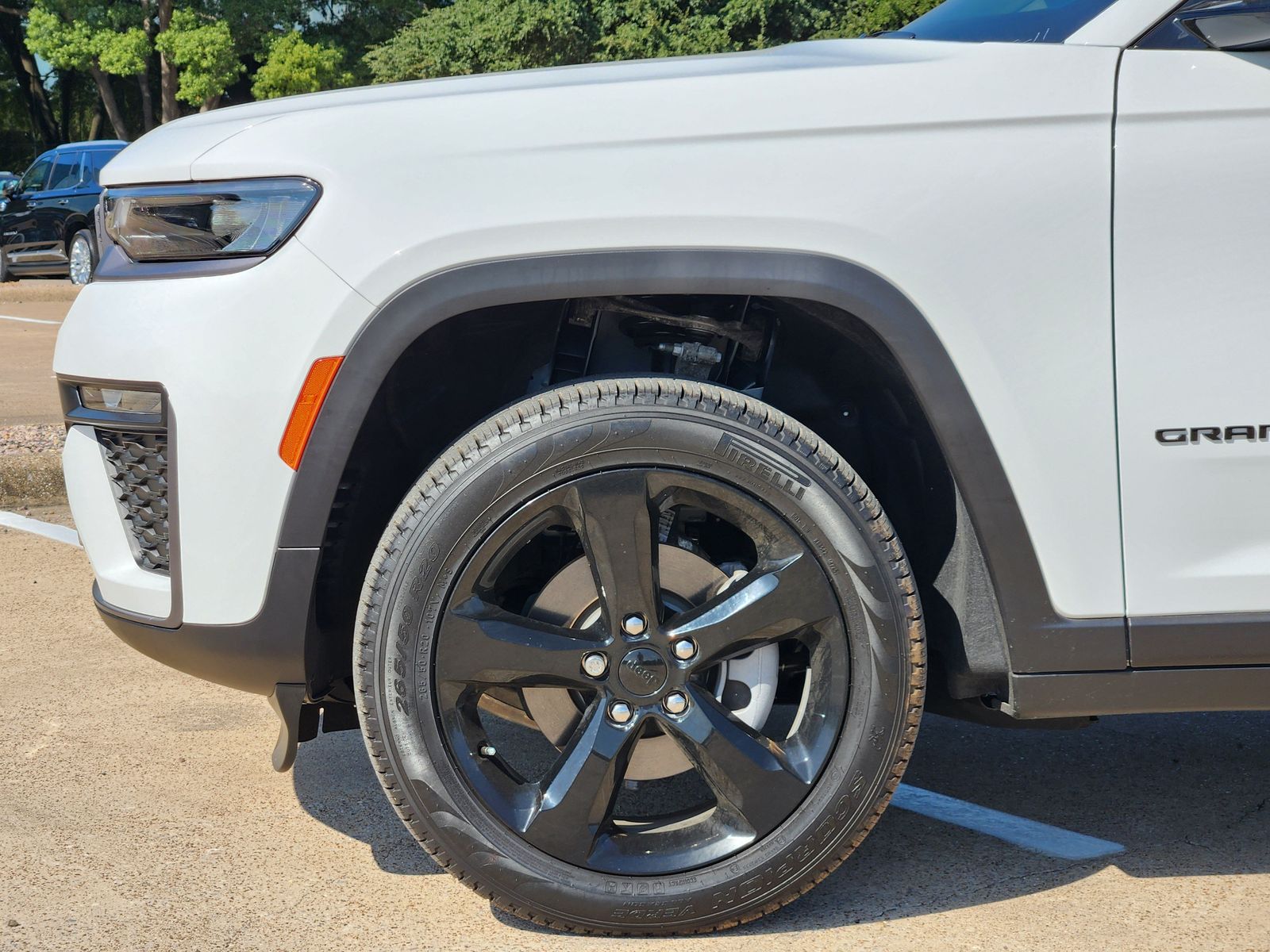 New 2026 Bright White Jeep LIMITED 4X4 image 8