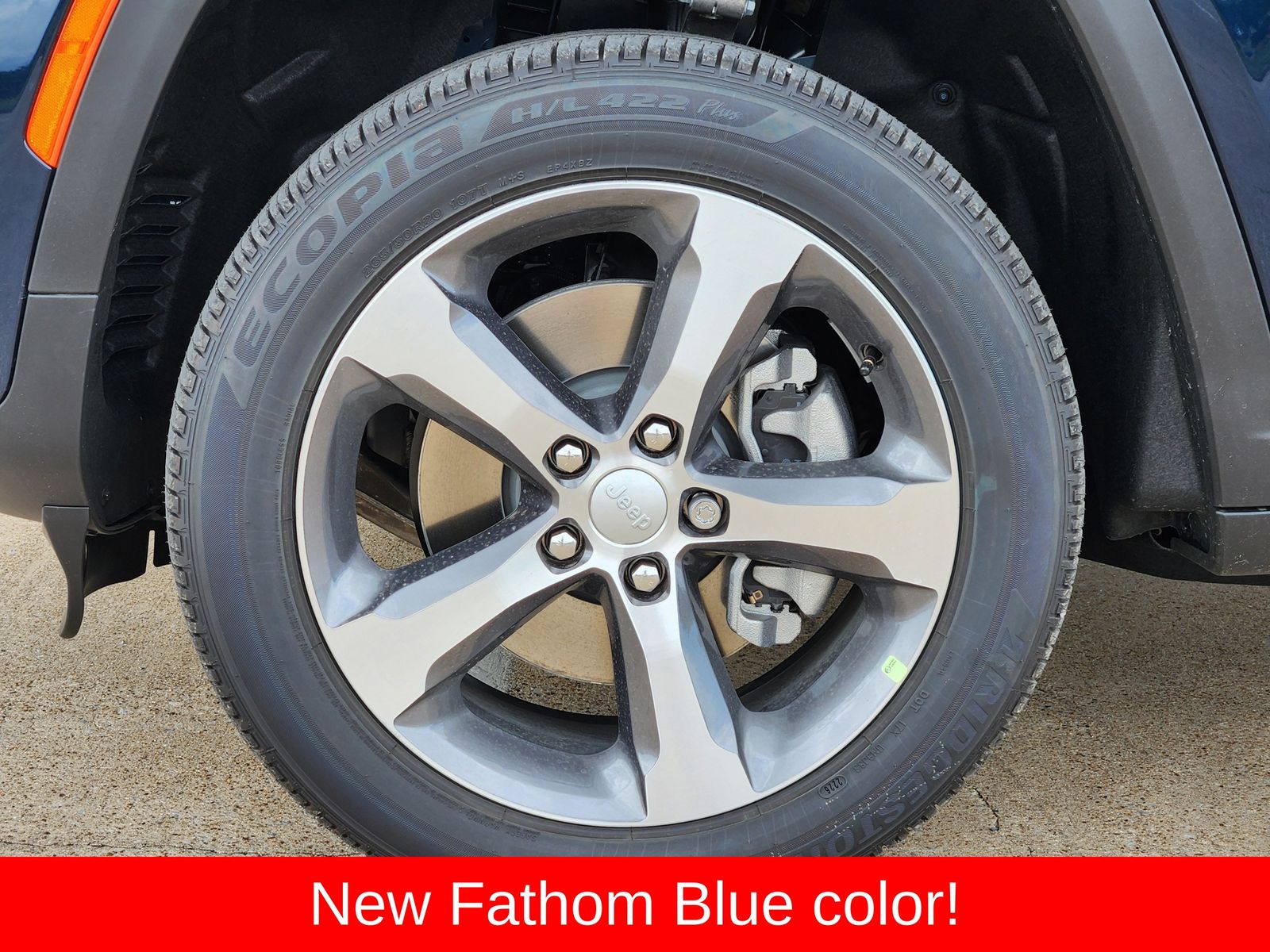 New 2026 Fathom Blue Pearlcoat Jeep L LIMITED 4X4 image 20