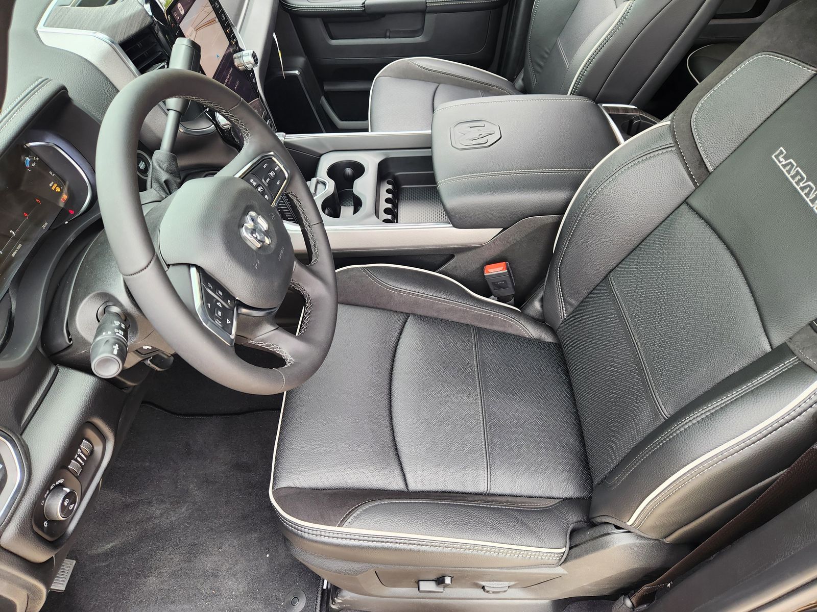 New 2026 Diamond Black Crystal Pearlcoat Ram LARAMIE CREW CAB 4X4 6