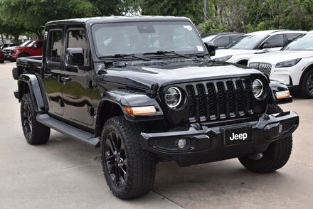 2022 Jeep Gladiator Overland Truck Crew Cab
