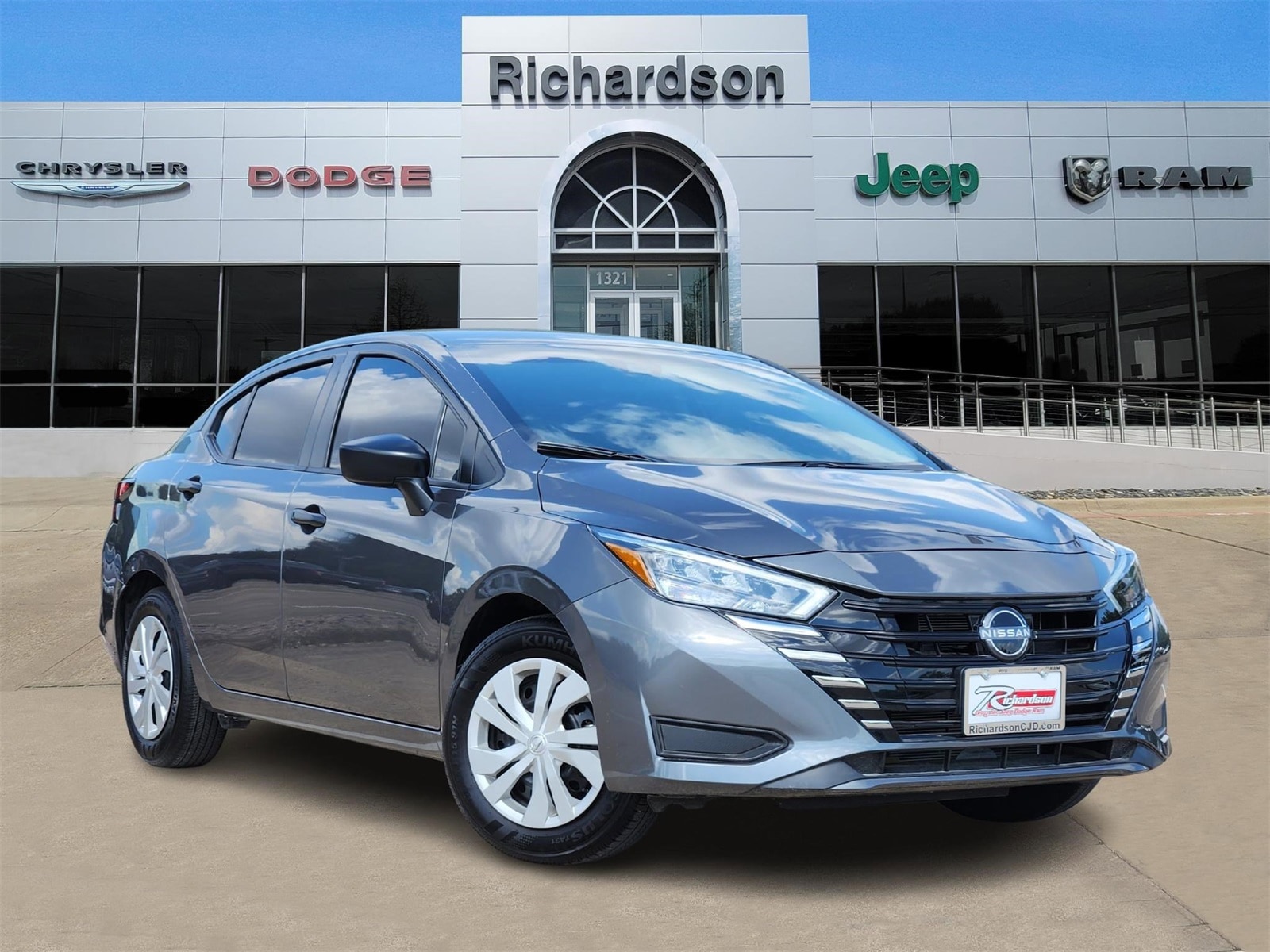 2025 Nissan Versa Sedan S