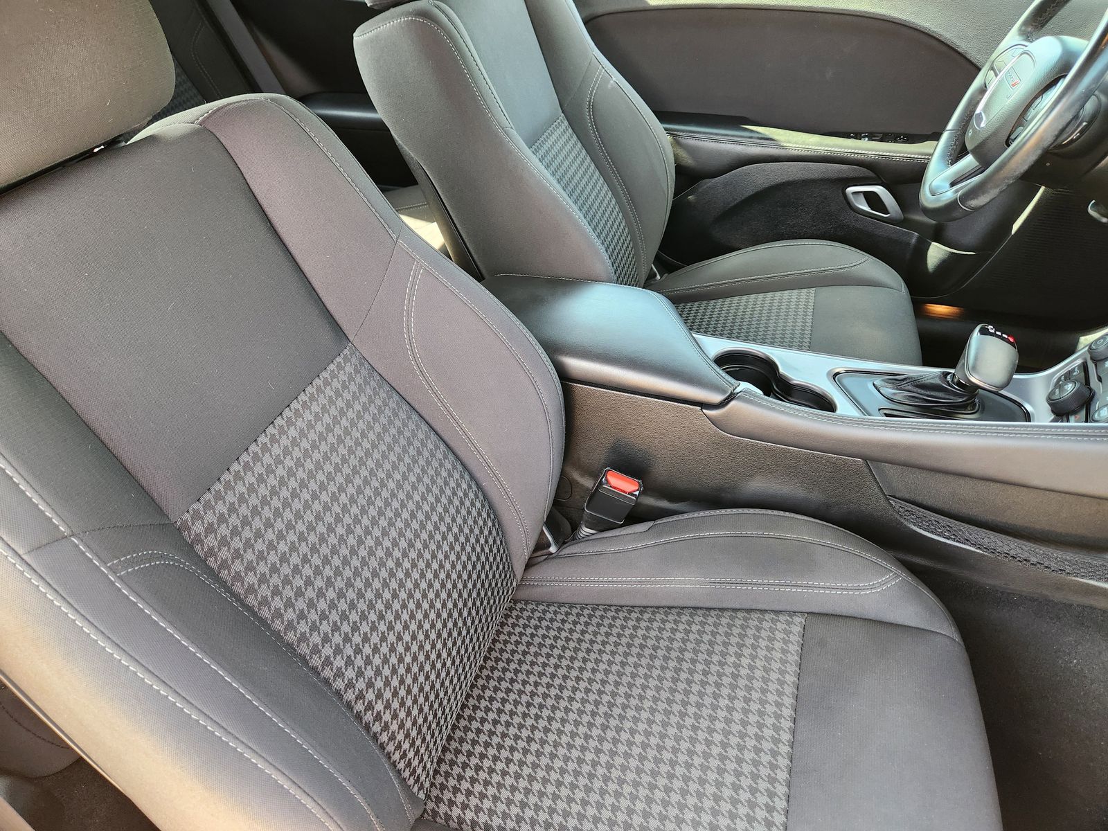 Used 2019 Destroyer Gray Clearcoat Dodge SXT image 17