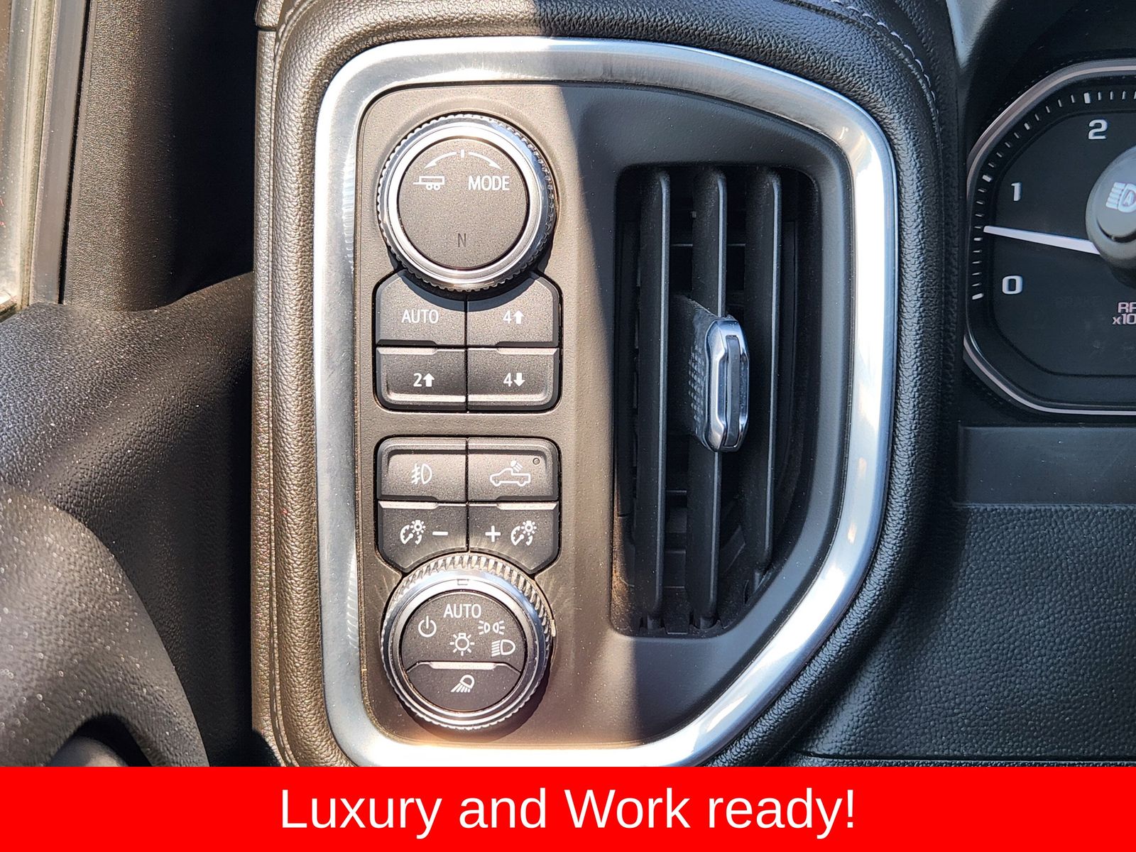 Used 2022 Onyx Black GMC Denali image 31