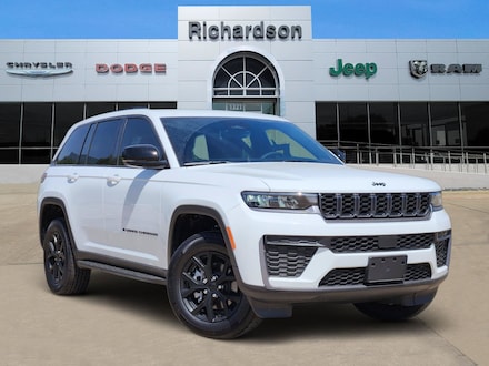 2026 Jeep Grand Cherokee LAREDO ALTITUDE 4X2 Sport Utility