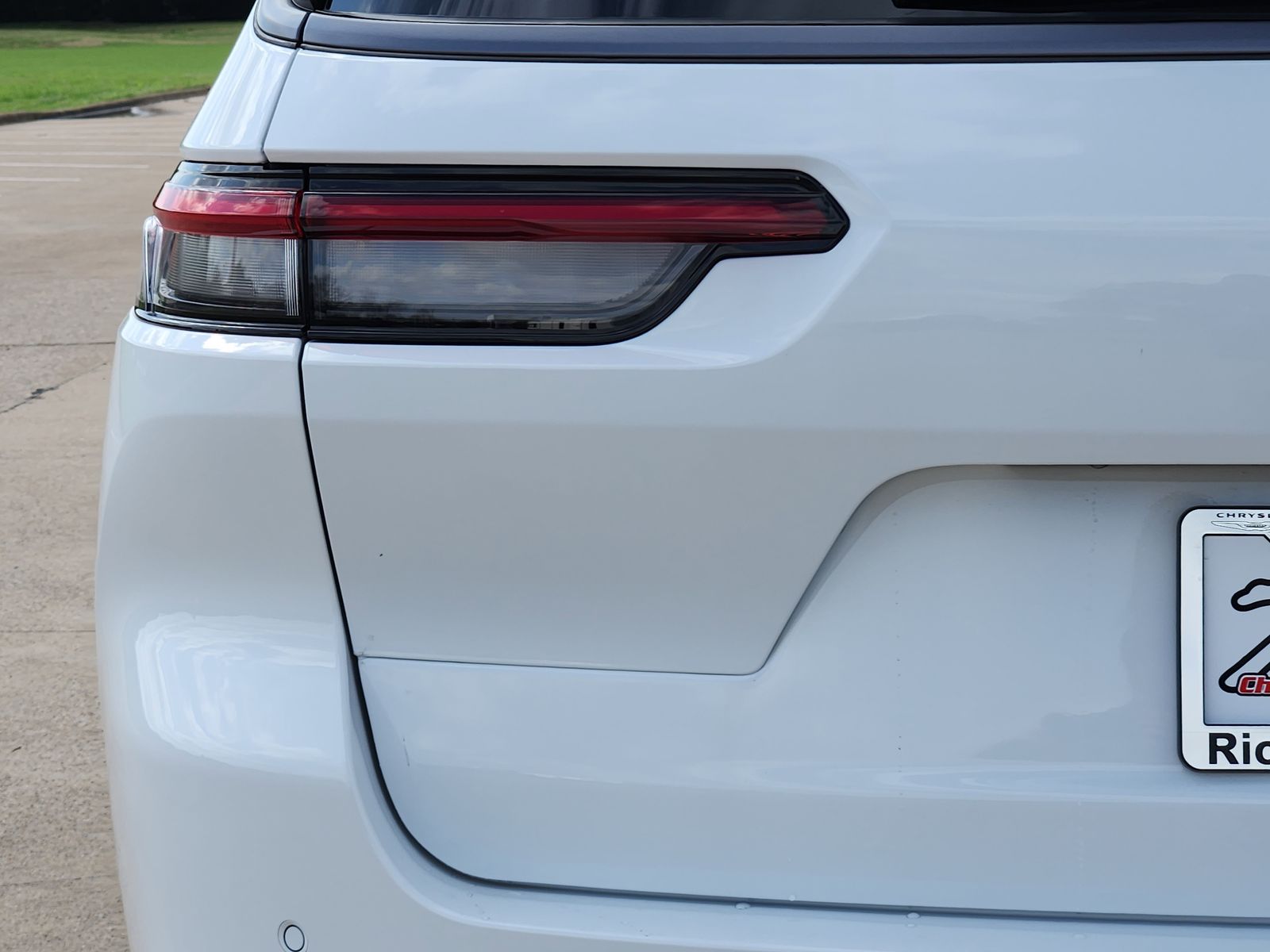 New 2026 Bright White Jeep L LAREDO ALTITUDE 4X2 image 15