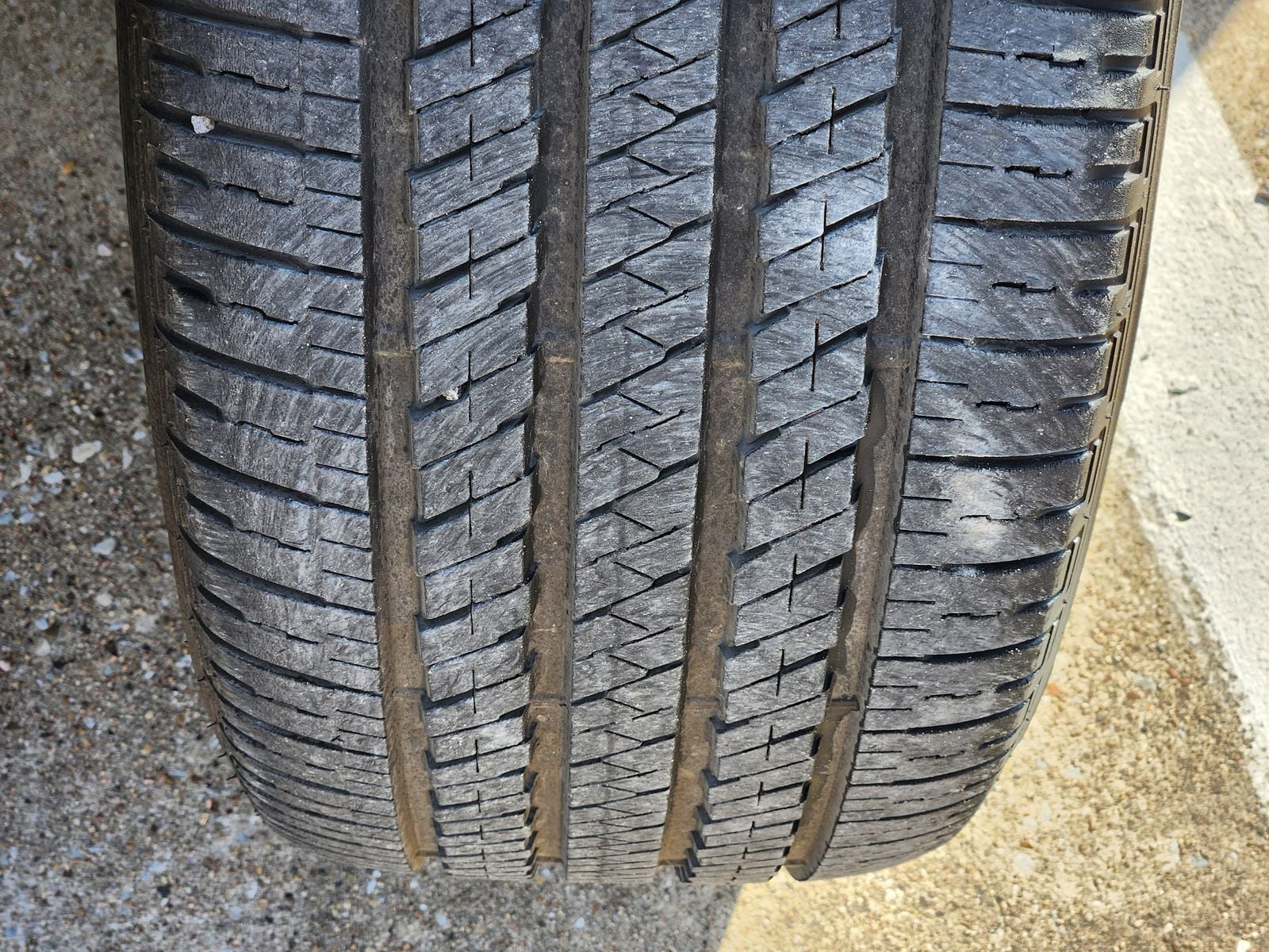 Certified Used 2023 Rocky Mountain Pearlcoat Jeep Summit image 21