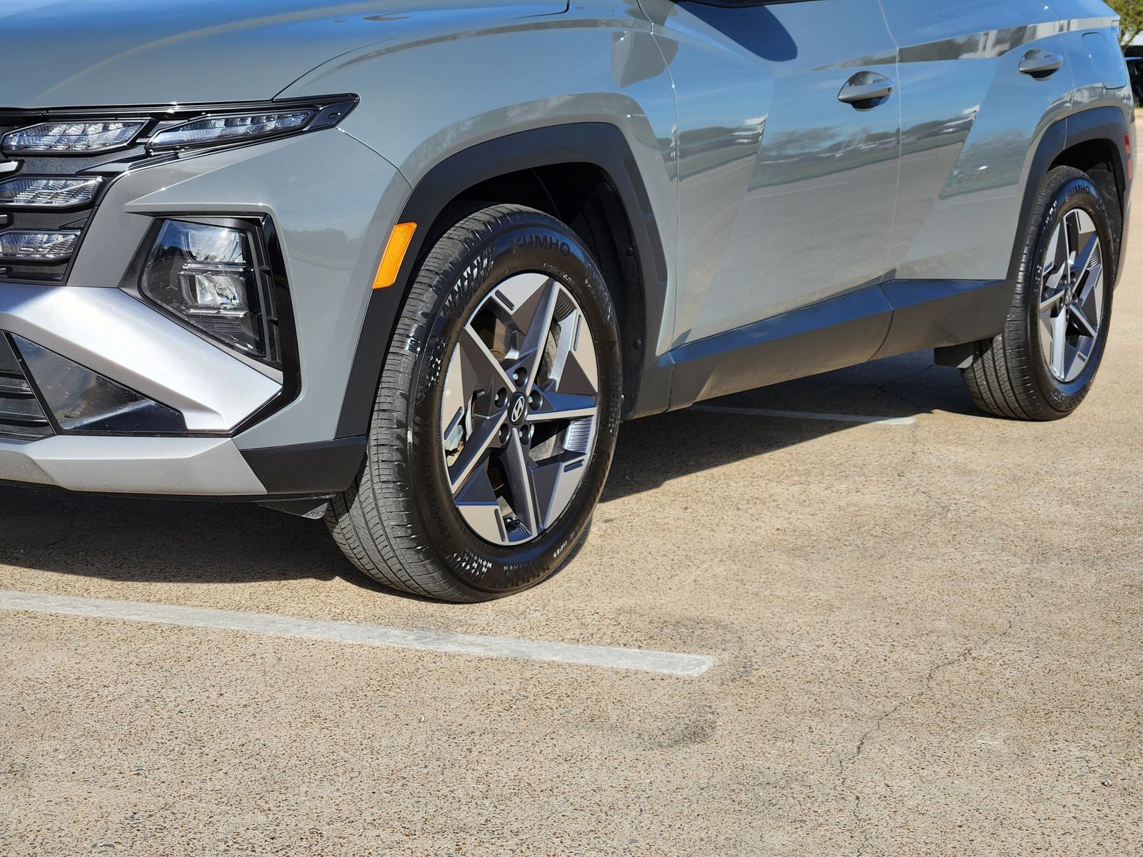 Used 2026 Hampton Gray Hyundai SEL image 12