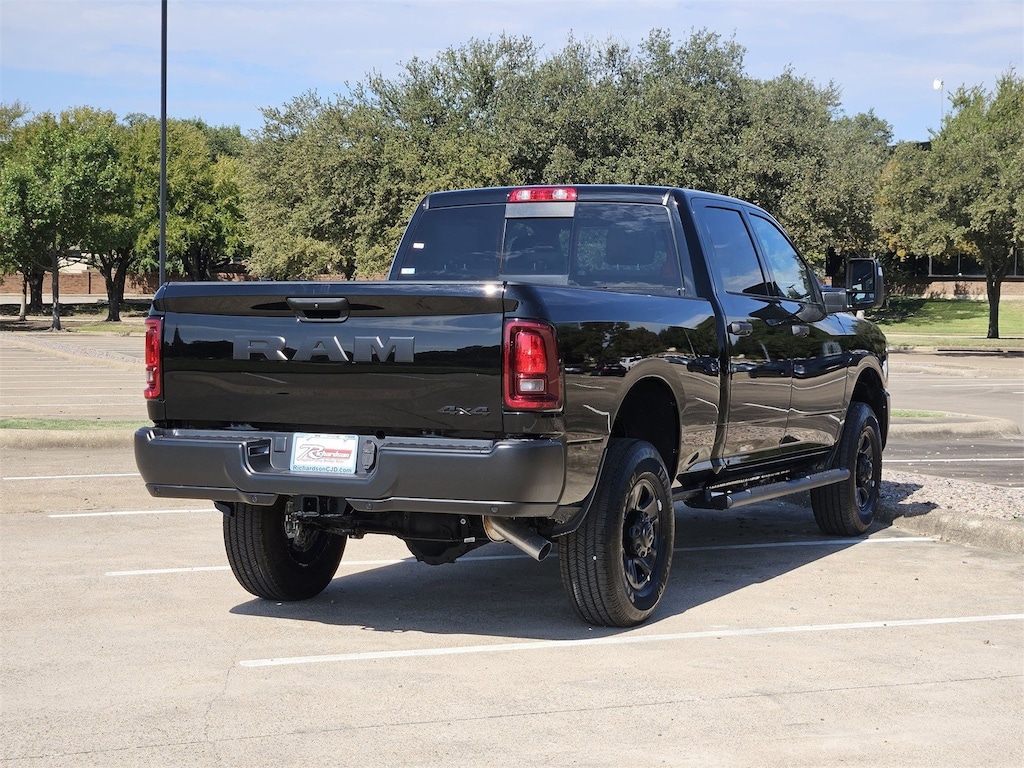 New 2026 Ram 2500 TRADESMAN CREW CAB 4X4 6'4 BOX Pickup