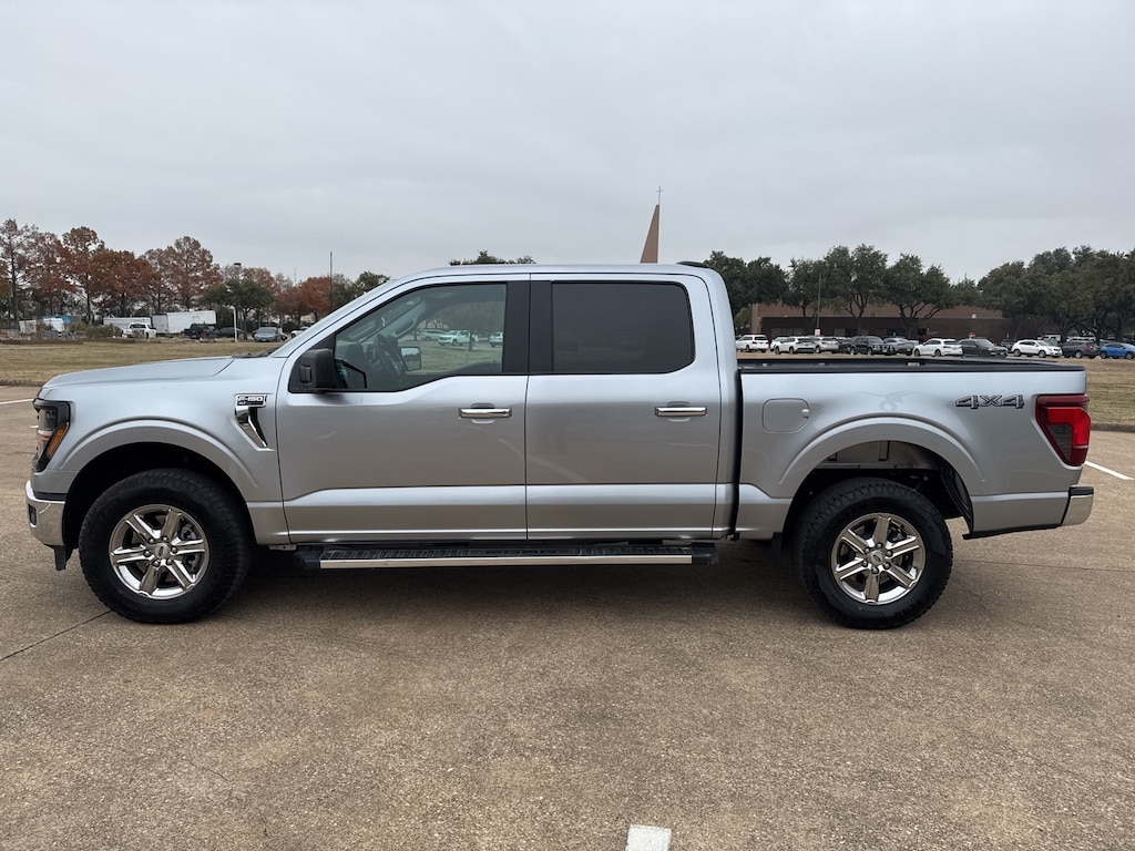 Used 2025 Ford F-150 XLT Truck SuperCrew Cab