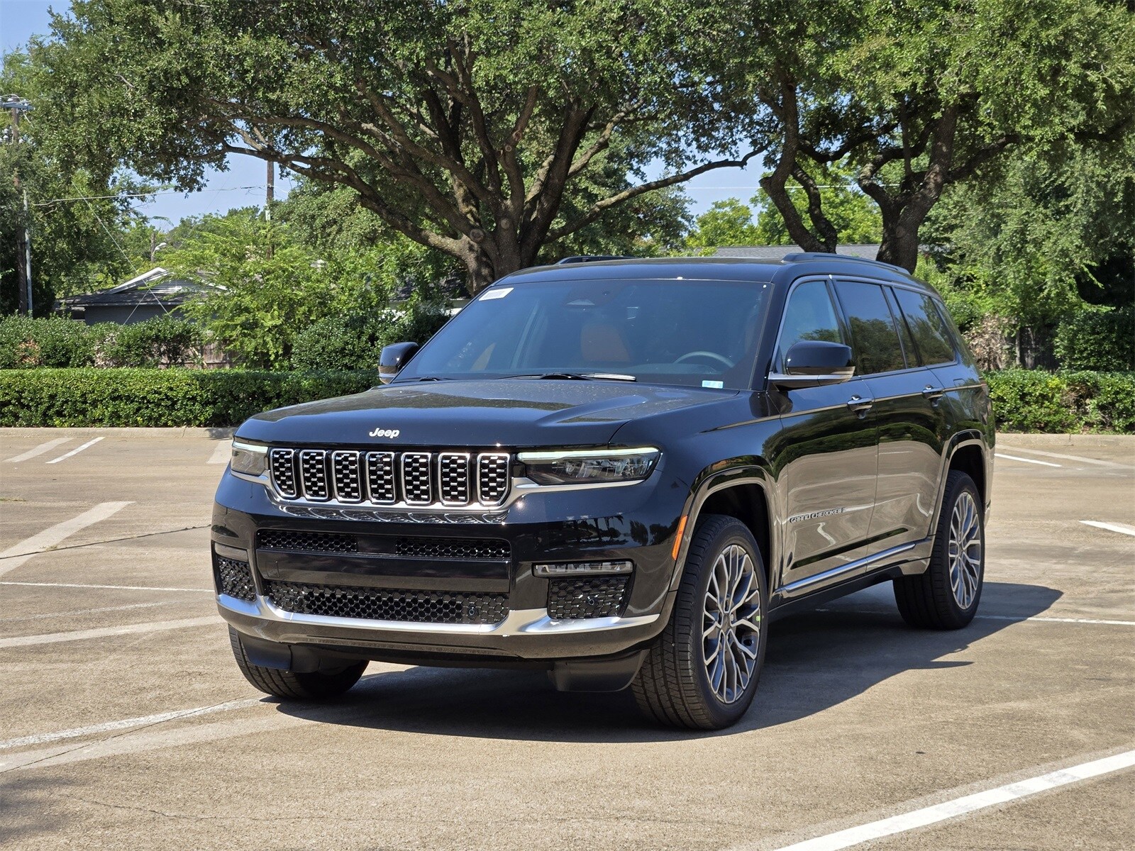 2025 Jeep Grand Cherokee L Summit Reserve photo 2