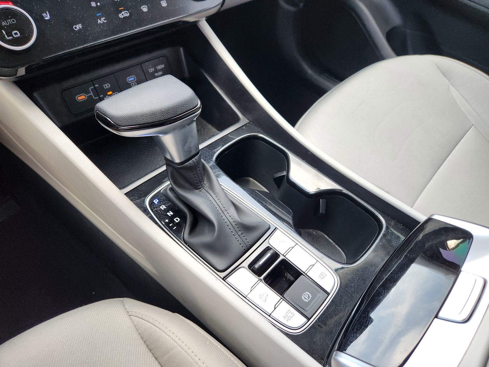 Used 2026 Hampton Gray Hyundai SEL image 27