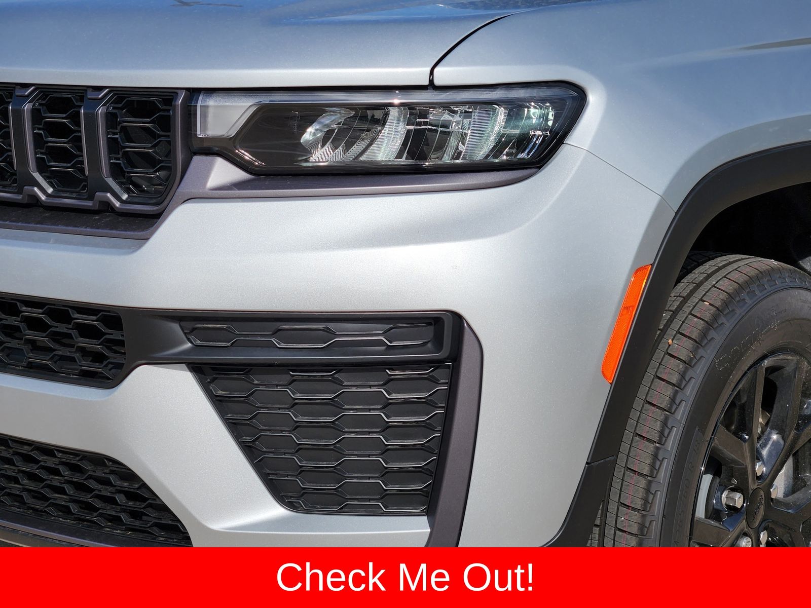 New 2026 Silver Zynith Jeep L LAREDO ALTITUDE 4X2 image 10