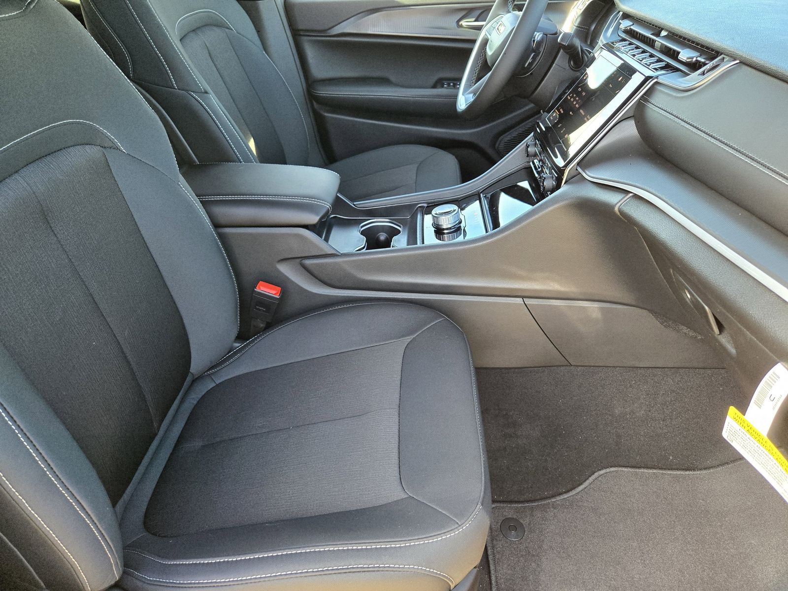 New 2025 Velvet Red Pearlcoat Jeep LAREDO X 4X4 image 14