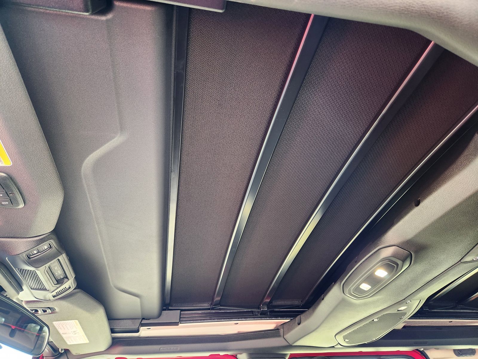 New 2026 Firecracker Red Jeep 4-DOOR RUBICON image 33