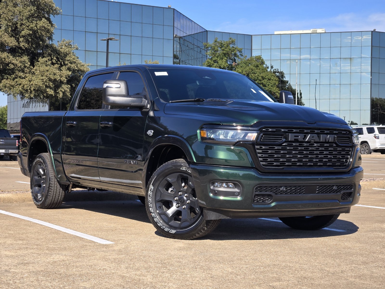 2026 Ram 1500 BIG HORN CREW CAB 4X4 5'7 BOX Pickup