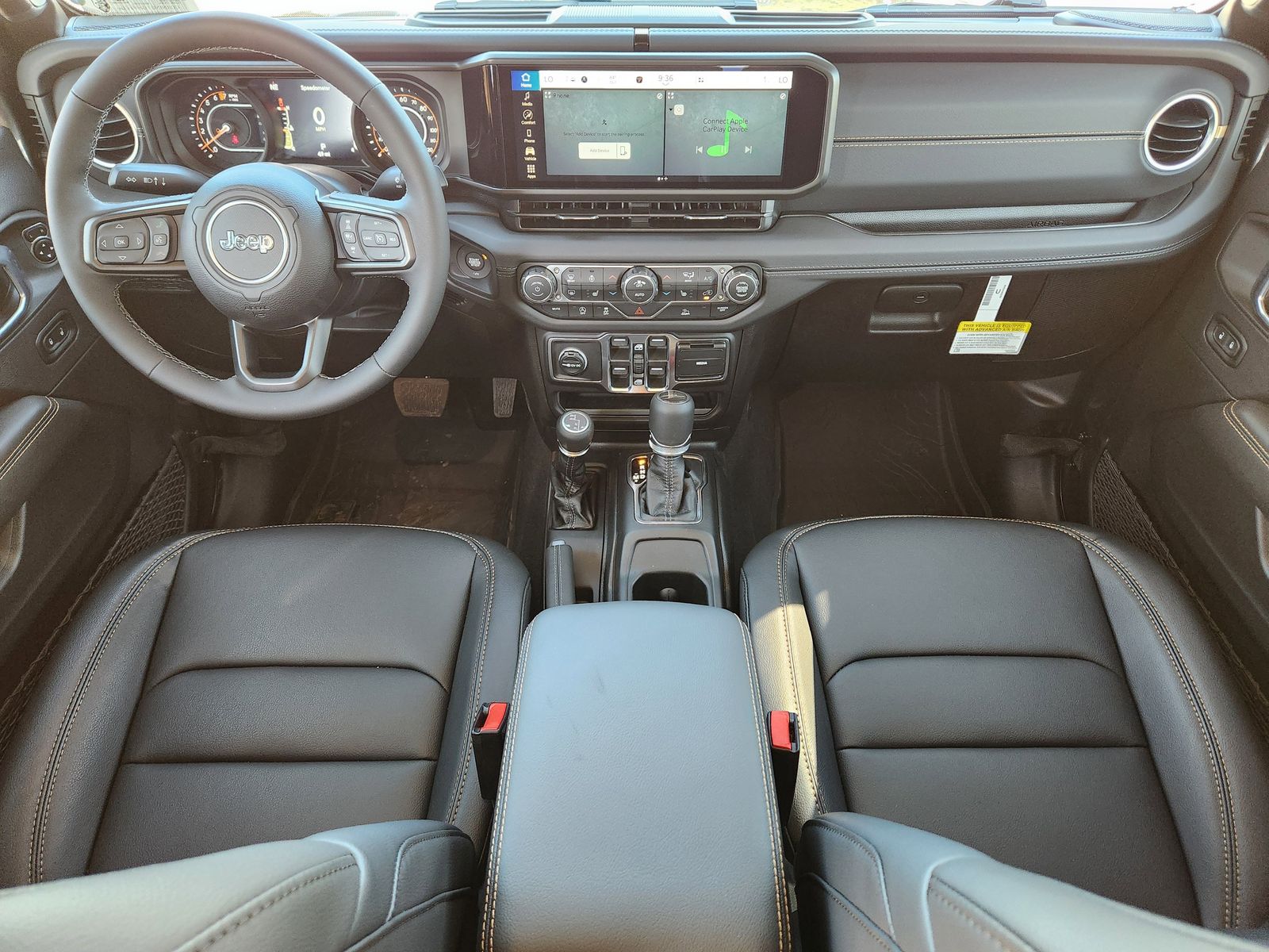 New 2026 Granite Crystal Jeep SAHARA 4X4 image 33