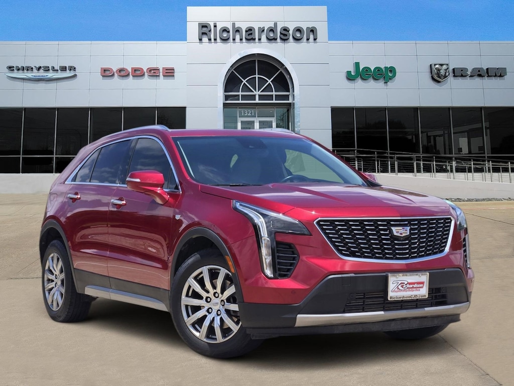 Used 2022 CADILLAC XT4 Premium Luxury SUV